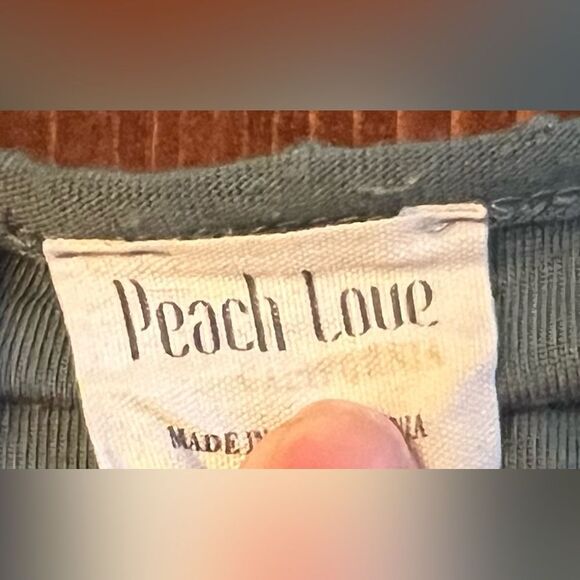 Peach Love Blouse Sz L Boho V-neck 3 Buttons - Picture 6 of 6